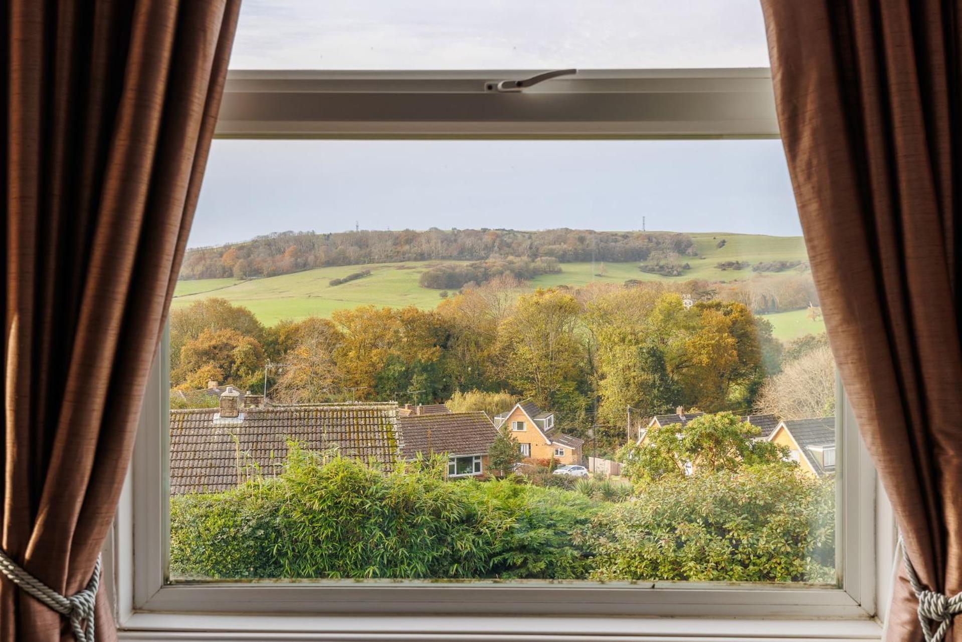 Clevelands Country House Coastal & Countryside Wroxall  Экстерьер фото